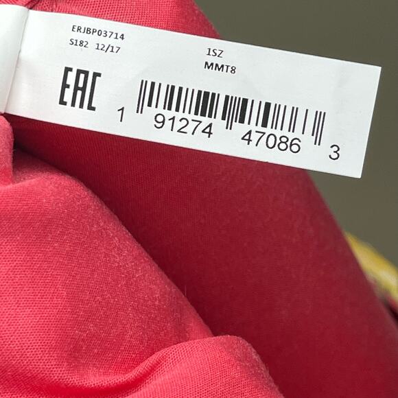 Roxy Stop & Share Red Isle Floral Backpack Bag - Picture 8 of 9